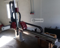 Maschine: WITTMANN W811 Roboter
