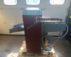 Maschine: PETRATTO Minibat 2 Nut/Perforiermaschine