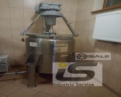 Maschine:  300 liters Mischer