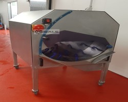 Maschine: SUHNER Tender-Cut Würstchentrennmaschine