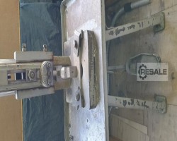 Maschine:   Fusshebelpresse