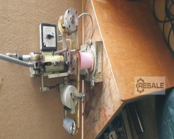 Maschine:   Heisspräge-Handhebelpresse