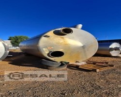 Maschine:  20.000 l. Edelstahltanks und Behälter