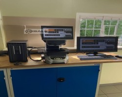 Maschine: KEYENCE IM-8000 Messtechnik