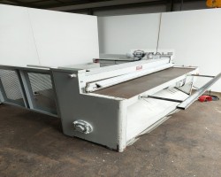 Maschine: SCHRÖDER MHSU 2000 x 3 Tafelscheren