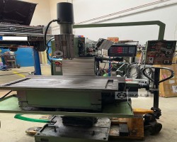Maschine: INFRATIREA FUS-32 Fräsmaschinen