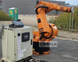 Maschine: KUKA KR 30/2 Achs-Roboter Schweißroboter Industrieroboter