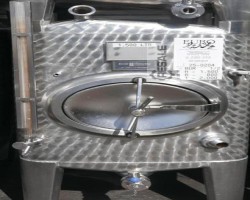 Maschine: MÖSCHLE 1.500 Liter Lagertank kubisch stehend