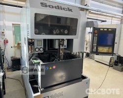 Maschine: SODICK AQ 300 L (5 Achsen) Drahterodiermaschinen