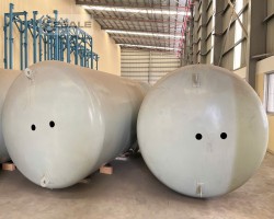 Maschine:  Material: Mild Steel PVC-Recyclingtanks 3,5 m (H) x 1,8 m (T)