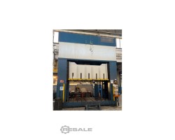 Maschine: GIGANT H frame 800t Hydraulische Doppelständerpressen
