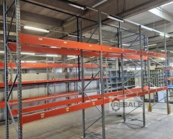 Maschine: AR RACKING 8,10m height 3,5m Palettenregale