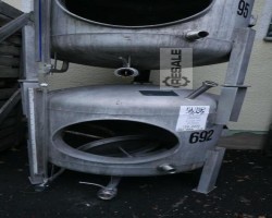 Maschine:  470 Liter Weintank/Fruchtsafttank/Stapeltank kubisch