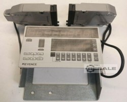 Maschine: KEYENCE LS-7001 + LS-7030T HIGH-ACCURACY CCD MICROMETER