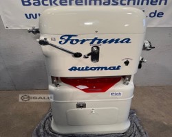 Maschine: FORTUNA fully automatic Brötchenpressen