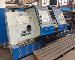 Maschine: LABOR E 300 Max turning length 4000 Drehmaschine