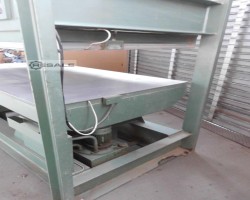 Maschine: OTT JU 65 Furnierpressen