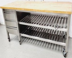 Maschine: KöHLER AT 2000 Arbeitstische