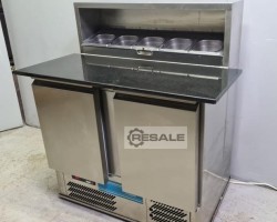 Maschine: COOL COMPACT  Grossküchenarbeitstische Belegstation