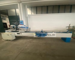 Maschine: OMGA TR2B N NC Doppelgehrungssägen