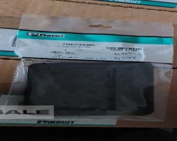 Maschine: PANDUIT FREC4X4BL Endkappe 4x4 schwarz