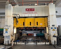 Maschine: CLEARING USI 1000 hydraulic Hydraulische Doppelständerpressen