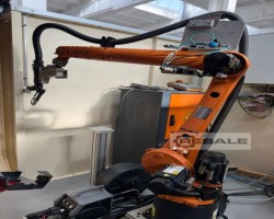 Maschine: KUKA KR6 R1820 Industrieroboter