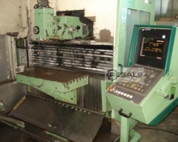 Maschine: MAHO 700C CNC Werkzeugfräsmaschinen