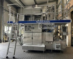 Maschine: TETRA PAK TBA 19 V100 200ml Base Abfüllmaschinen