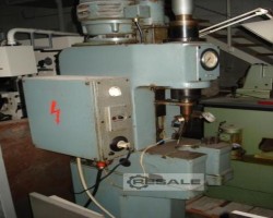Maschine: MATRA 1t Hydraulische Einständerpressen