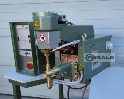 Maschine: DALEX PMS 10-4/T Punktschweissmaschinen