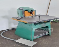 Maschine: INDUMASCH P 130 Ausklinkmaschinen
