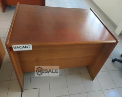 Maschine:  WOODEN Bürotisch