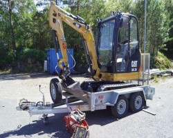 Maschine: CATERPILLAR 301.7D with Anhänger Minibagger