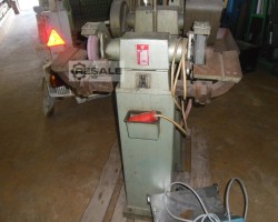 Maschine: REMA DSO7 / 200 Doppelschleifböcke