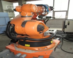 Maschine: KUKA KR200 comp Industrieroboter