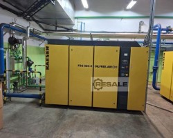 Maschine: KAESER FSG520-2W Setze Luftkompressor mit Lufttrockner ein
