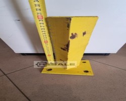 Maschine: UST U type procetctor Palettenregale
