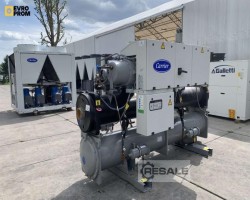 Maschine: D+E CARRIER 30HXC130 A0671 PE 449 kW