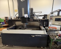 Maschine: MAKINO EDNC 65 Senkerodiermaschinen