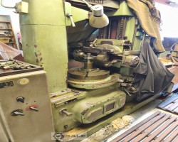 Maschine: TOS FO-6 Abwälzfräsmaschinen
