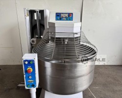 Maschine: MACPAN MSPV300 Selbstkippender Schüsselmixer