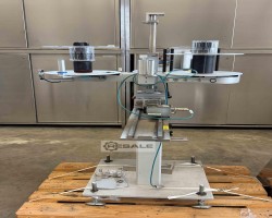 Maschine: HERMA H 400 8 L Etikettiermaschinen