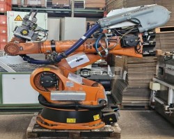 Maschine: KUKA KR 210 L150-2 2000 Achs-Industrieroboter + KR C2 + Teachpanel