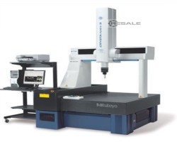 Maschine: MITUTOYO Crysta-Apex S544 Koordinatenmessmaschinen