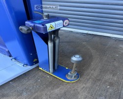 Maschine: ROBOPAC  Palettenwickelmaschine