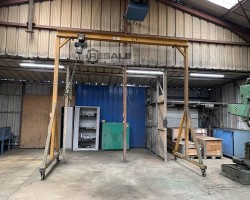 Maschine: MC LEVAGE 1 T Portalkran