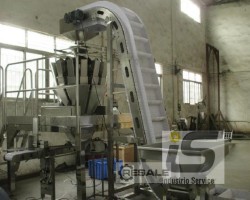 Maschine: OCEAN SYSTEM Weigher / raw material feeder Wieger und Rohstoffzufuhr