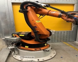 Maschine: KUKA KR 240 L210-2 2000 Industrieroboter