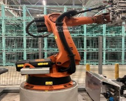 Maschine: KUKA KR240-2 2000 Industrieroboter